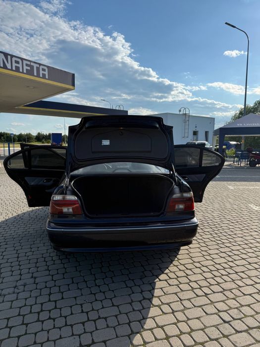 Bmw e39 2000р бумер