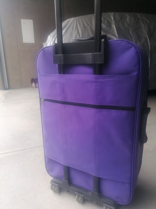 Vendo mala  de viagem mala frigorífica elétrica  e geladeira