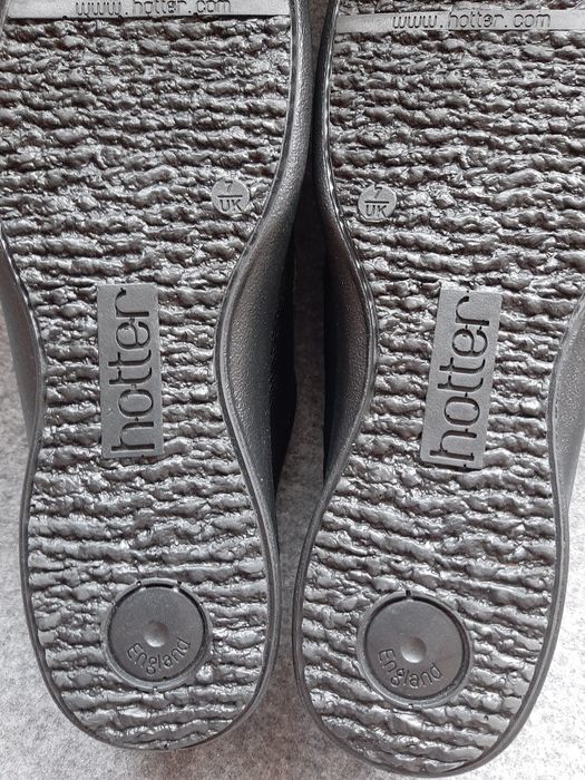 Туфли Clarks, кроссовки Hotter, мокасины кожа