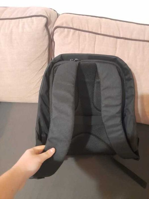 Plecak do samolotu na tablet lub komputer Greiner z kabelkiem usb