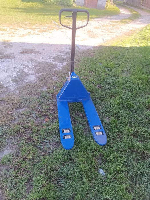Paleciak ręczny 80cm 2.5T