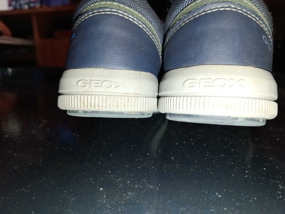 Детские кроссовки Geox Respira 27 р. синие кожаные.