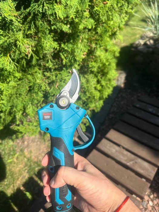 Цепная пила аккумуляторная + секатор Набор инструментов Секатор+ пилка