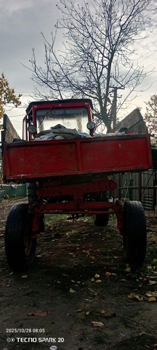 Продам трактор т16 + торг