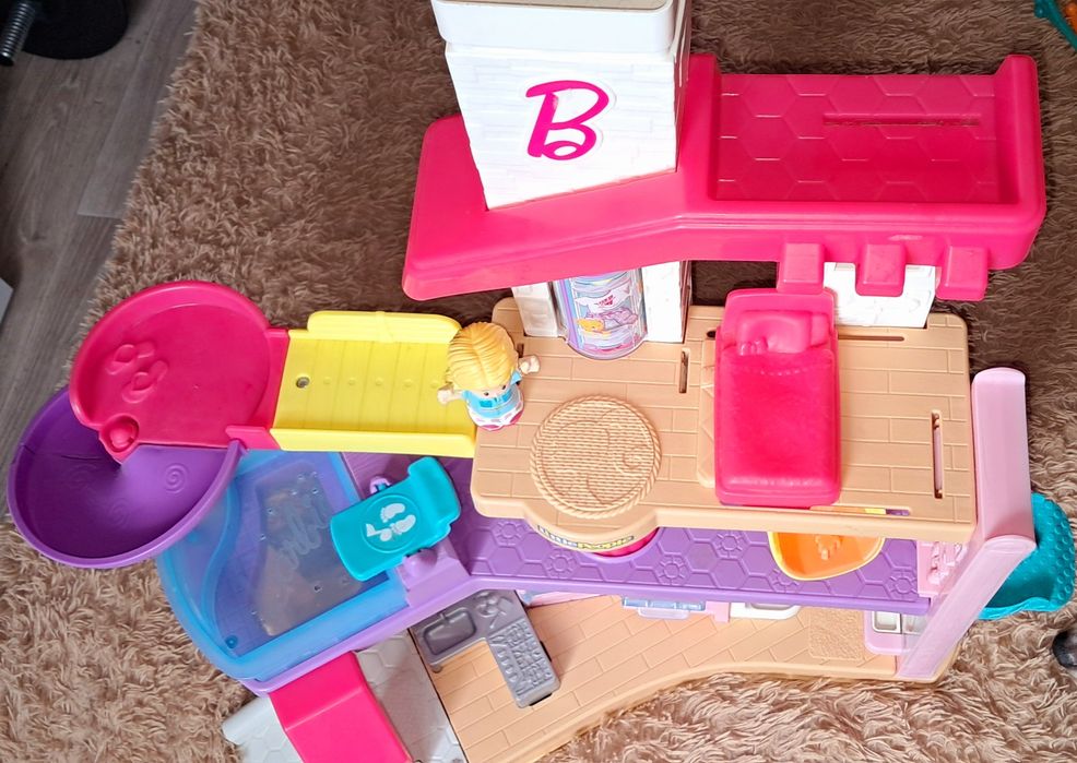 Продам будинок Барбі fisher prise