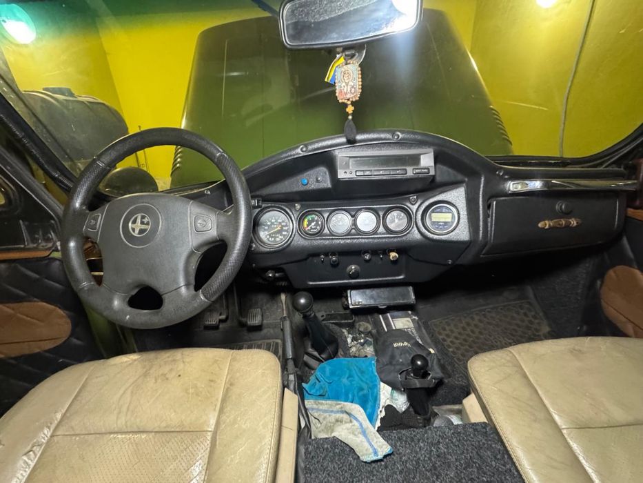 Автомобіль УА3-469б
