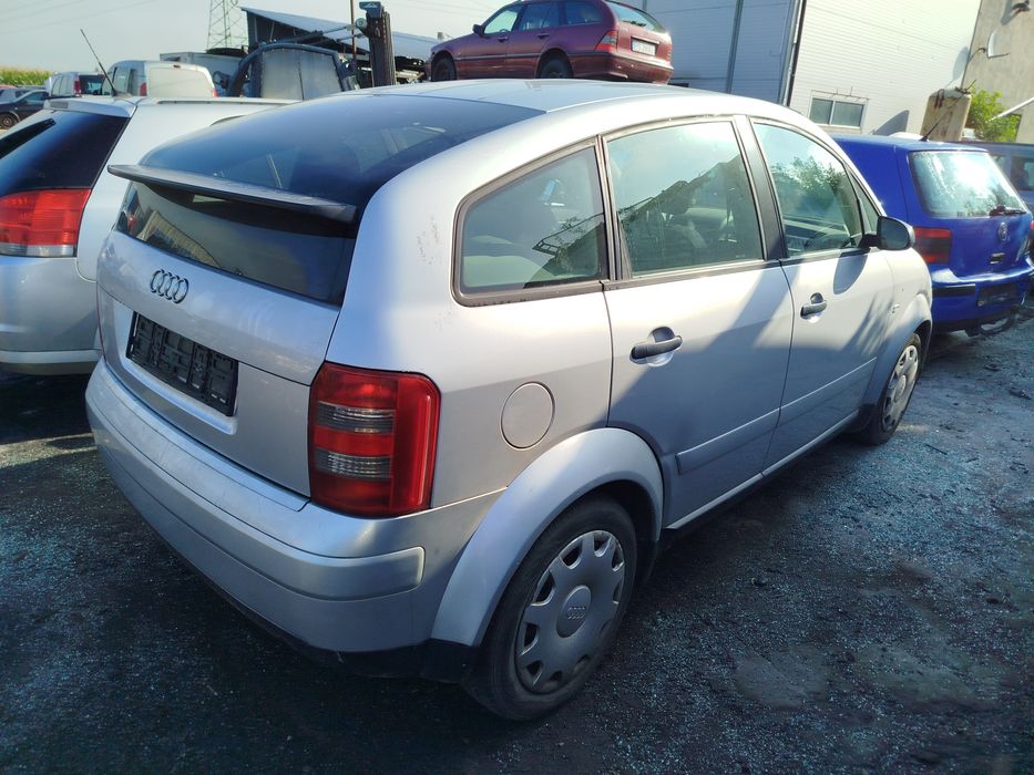 Audi A2 drzwi kompletne stan bdb możliwość wysyłki