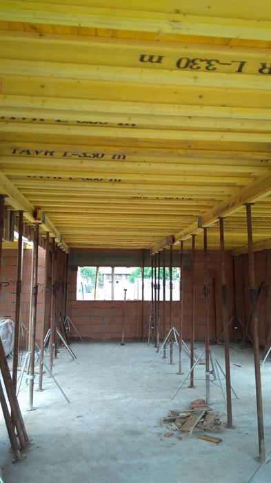 Wynajem wypożyczalnia szalunków stropowych, szalunki stropowe, stemple