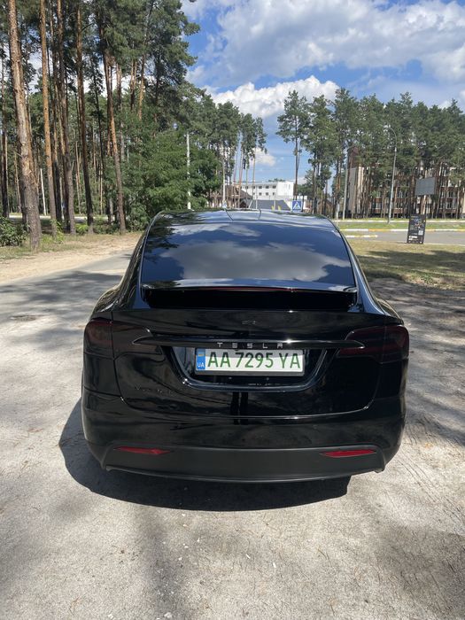 Тесла Х 2020 рік Long Range  plus