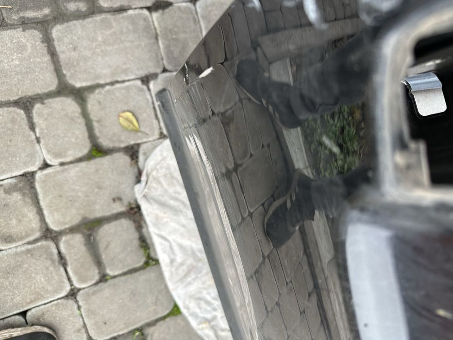 Передні праві двері Audi A6 C7 LY9B