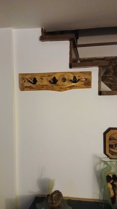 Cabide rústico de parede,dá para sala,quarto,WC