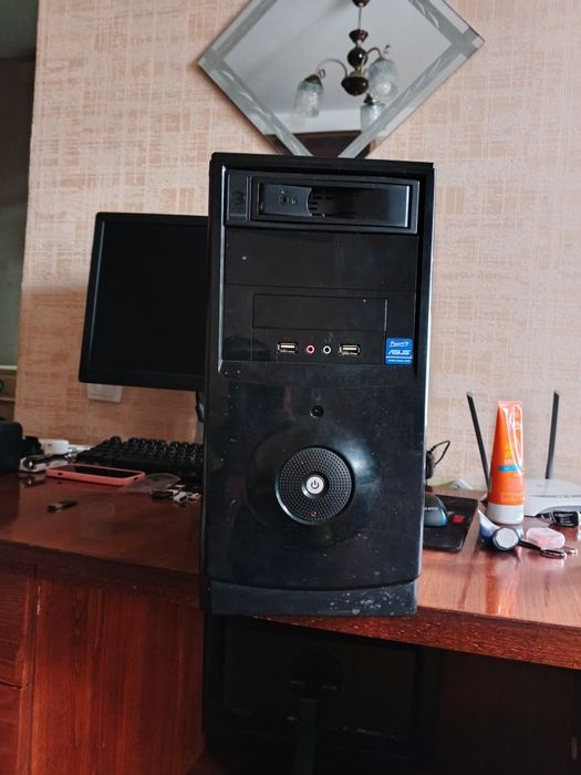 Компьютер i3 7100 /12gb DDR4/120gb SSD Samsung/Windows 10