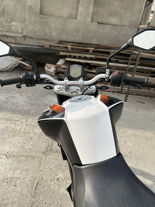 KTM DUKE 125 (ктм дюк)