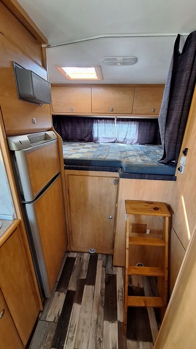 Alugo autocaravana 4 pessoas