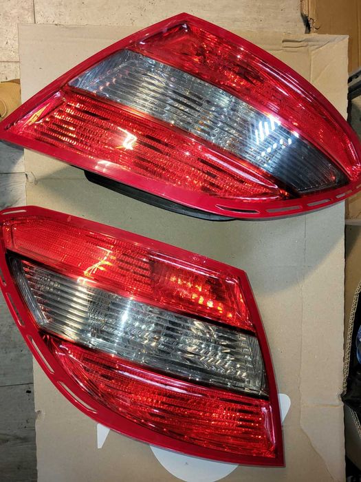 W204 Przedlift Ksenon ze spryskami komplet P+L