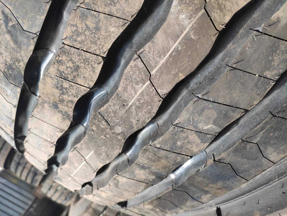Нові шини 385/65R22.5 Dunlop Sava Fulda Debica 2026 рік причіпна гума бомби  зерновоз ПДВ накладений платіж склад Київ шиномонтаж САТ