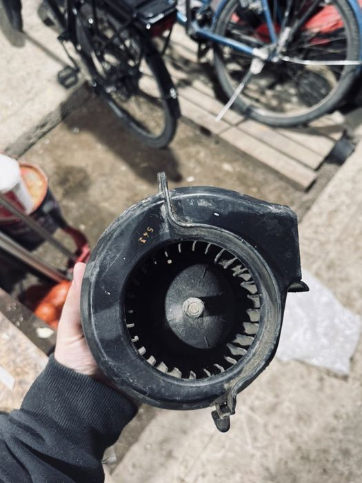 Моторчик пічки печки Audi 80B2 VW T3 Golf1 Jetta Passat В2 Ауді80 Авді