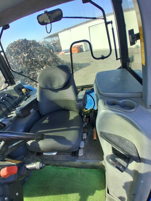 Tractor em bom estado
