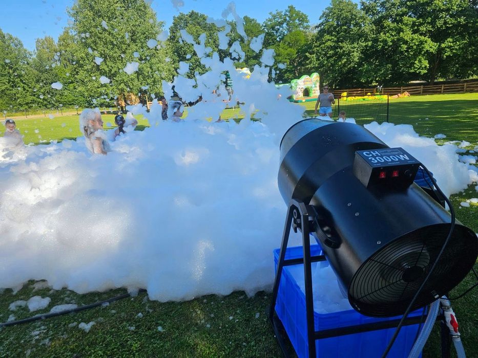 Wynajem zamków dmuchanych skakańców i piany party