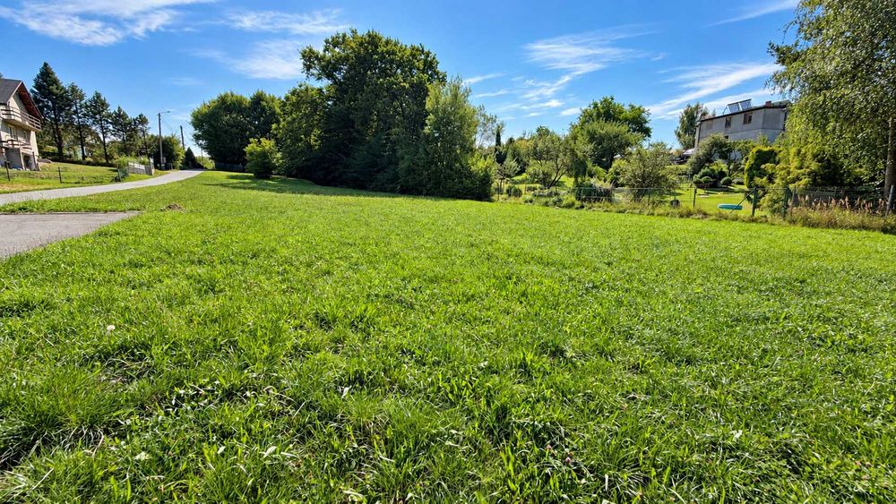 Orzesze, ul. Bukowina – działka budowlano-usługowa | 1764 m² | Pełne media - Widok 2