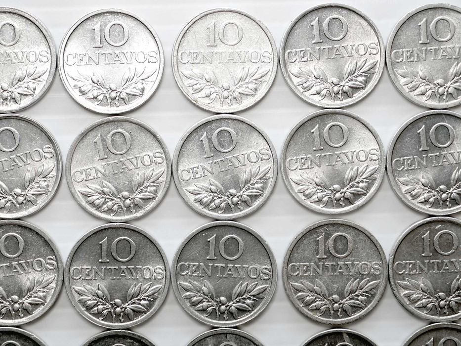 Lote de 25 Moedas 10 Centavos 1974