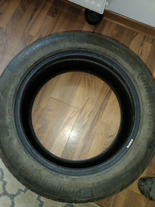 Sprzedam opony 235/55 R 19