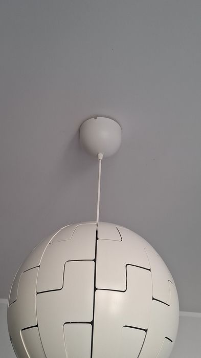 Lampa wisząca w kształcie kuli