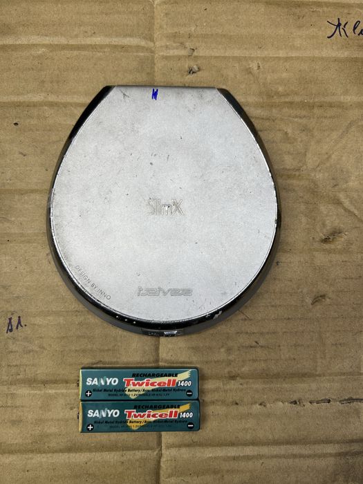 Продам CD/Mp3 Плеера Под Ремонт или На ЗАПЧАСТИ