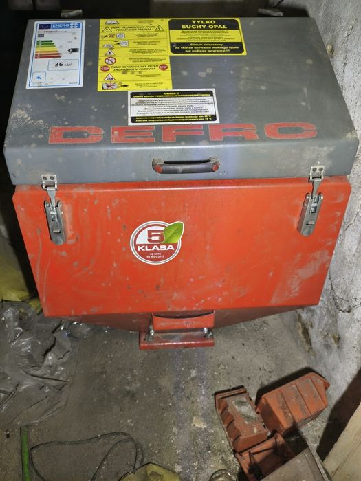 Podajnik plus zasobnik na ekogroszek Defro ekoenergia