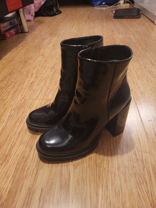 vintage- botki na obcasie