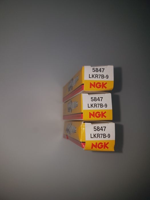 Conjunto de 3 velas NGK 5847 para Smart