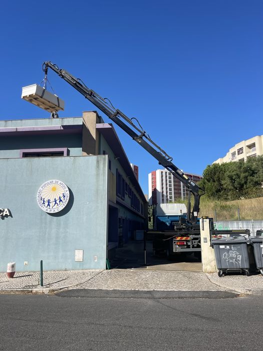 Serviço de Camião Grua e Transporte | ALUGUER