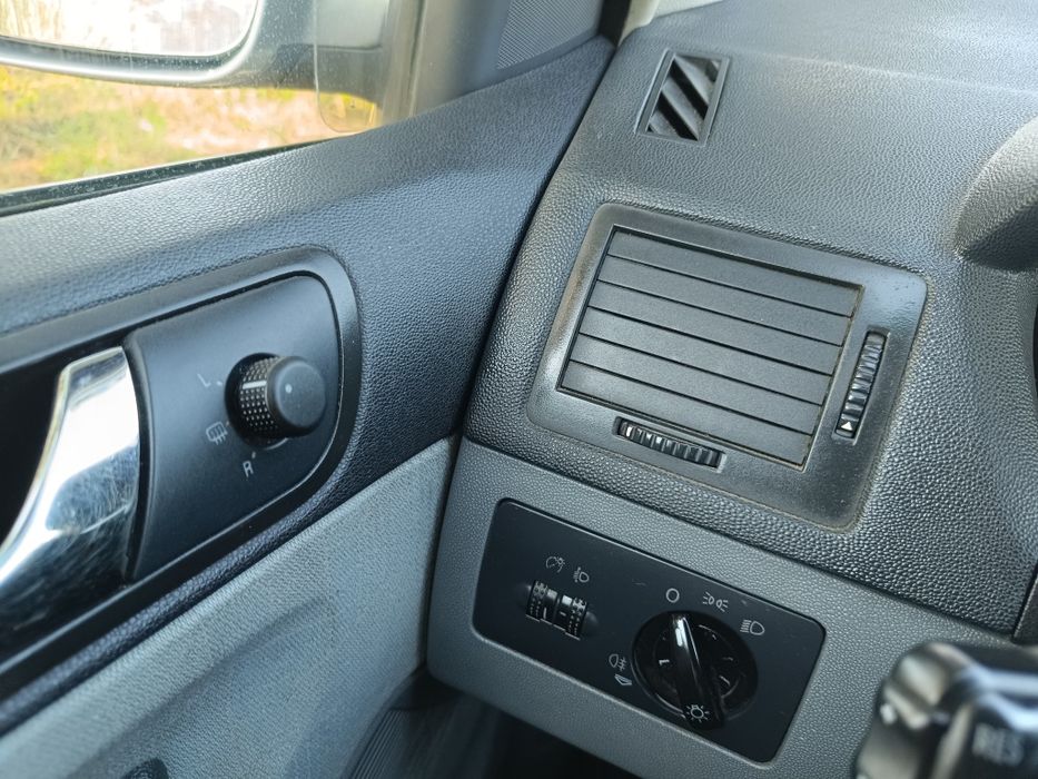 Skoda Fabia 1.9 TDI 100cv ATD - comercial - 2 lugares