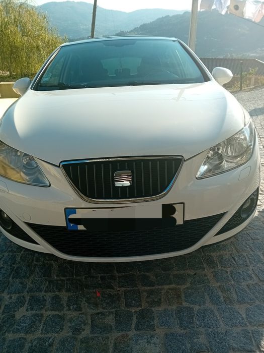 Seat ibiza 1.6 tdi — photo 3