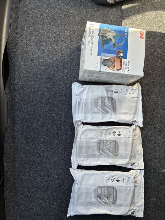 Maska 3M  + filtry 3 kpl.