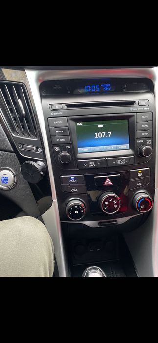 Штатна магнітола Hyundai Sonata 2014