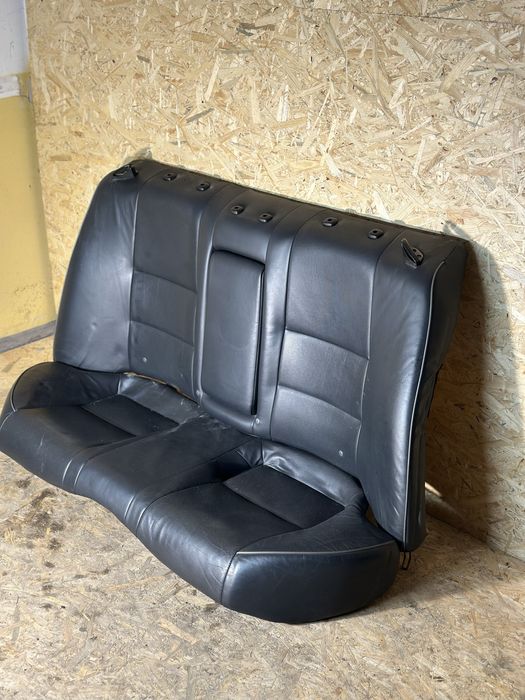 Lexus is200 / Kanapa tylna / Kanapa tyl