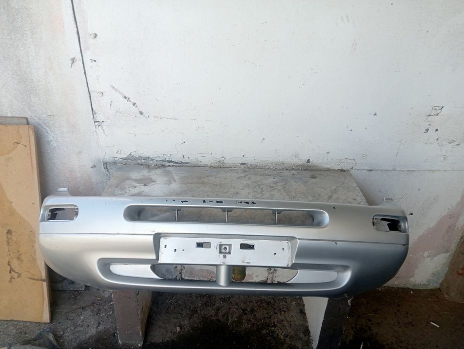 Para-choques Nissan Terrano 2