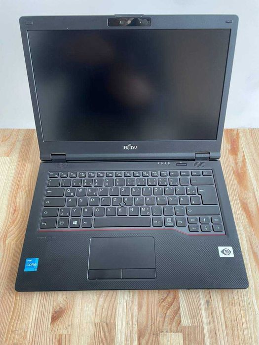 Ноутбук Fujitsu LifeBook E5411 i3-1115G4 8GB 256GB SSD 4G LTE Гарантія