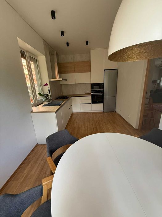 СІМЕЙНИЙ ДІМ з гостьовим будинком, ДержПрограми - ТАК