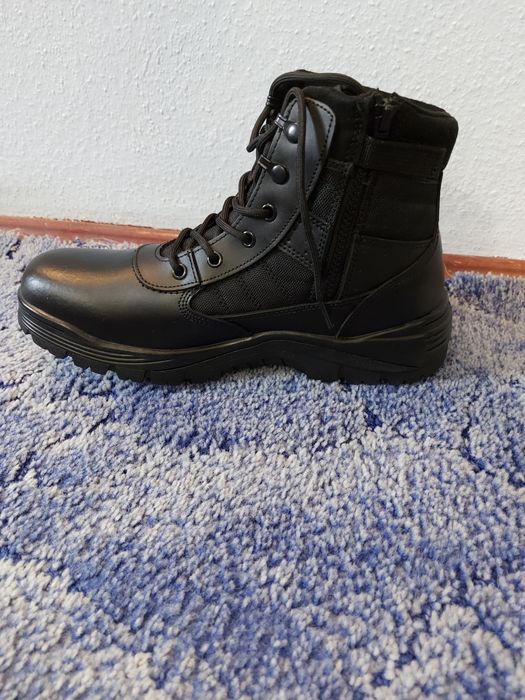 Ботинки трекинговые   45 р.