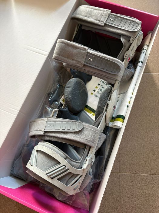 Joelheira para Artrose no Joelho Avançada - Medi M.4s OA Comfort
