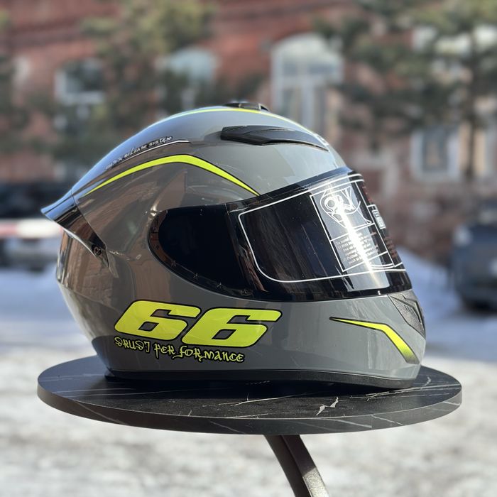 Мотошолом інтеграл QIKE + подарунок / мотошлем