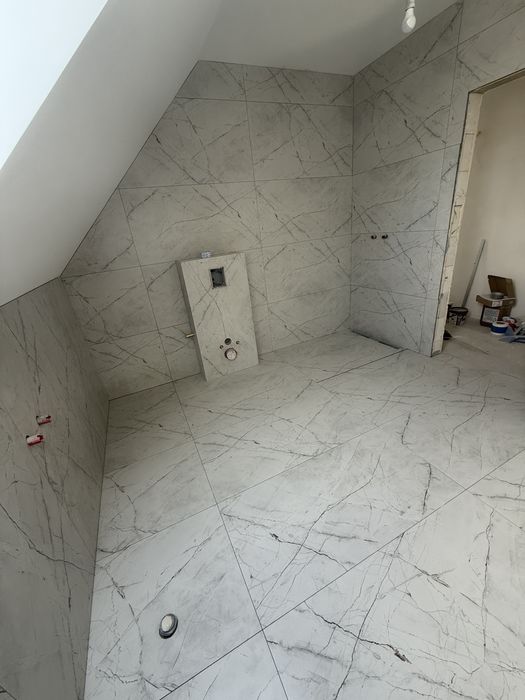 Wykonczenia/Remonty kompleksowo/Szpachlowanie/Malowanie natryskowe