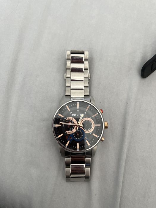 Vendo relogio da police sem marcas de uso