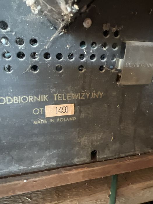 Stary telewizor turkus