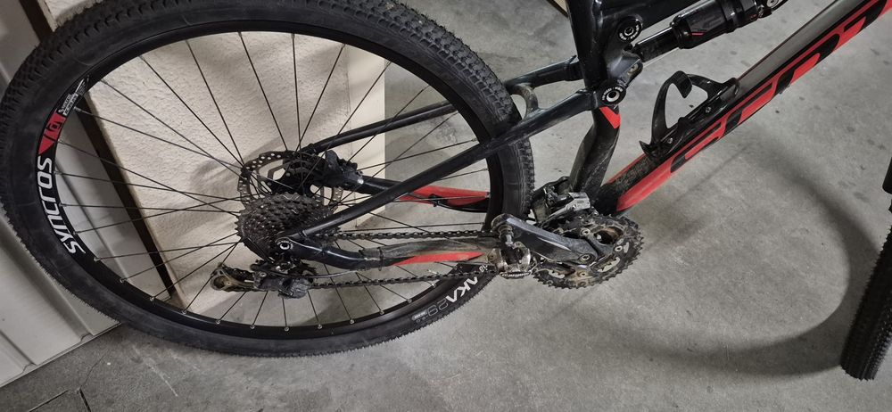 Scott Spark 960 (Roda 29) - Bicicleta BTT Suspensão Total