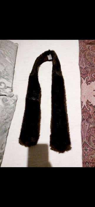 Cachecol/ gola de pêlo castanho