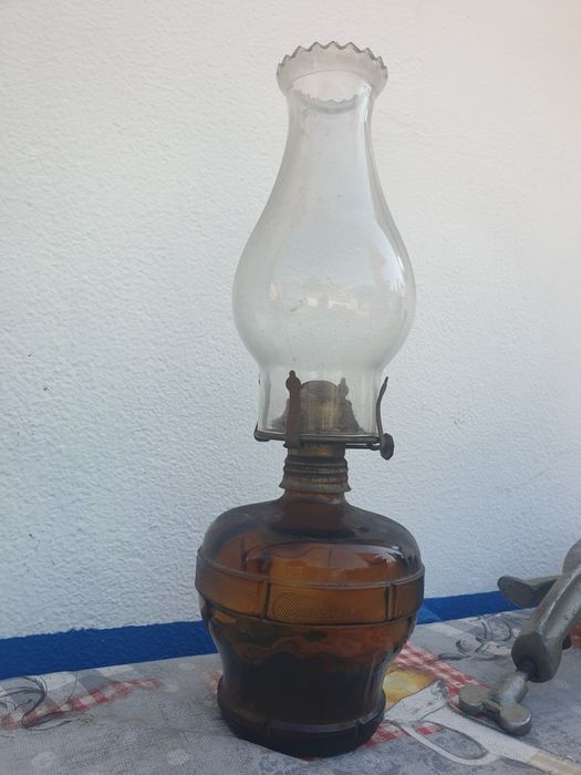 Candeeiro a petroleo ( Lamparina)  antigo