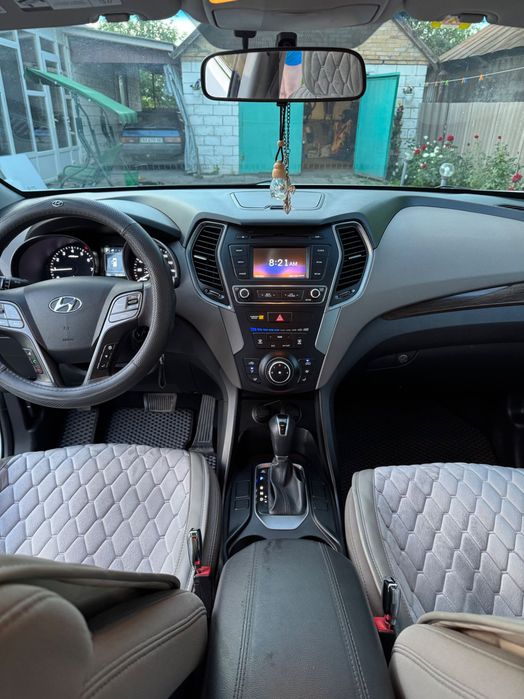 Продаж автомобіль Hyundai Santa Fe